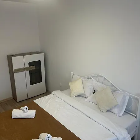 Selina Apart Transilvania Coresi Brasov Exterior photo